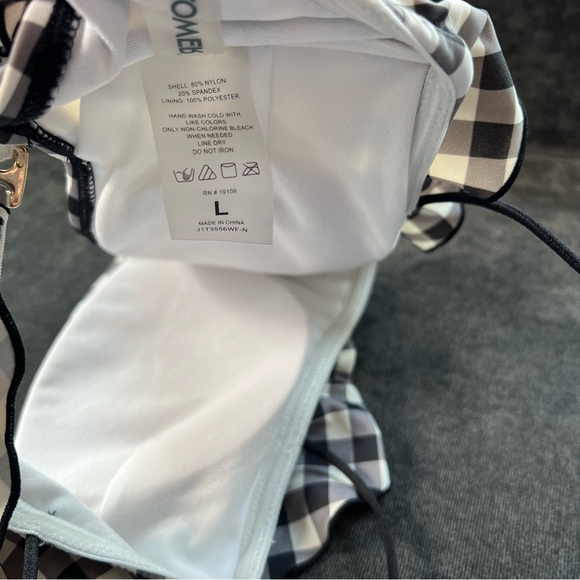 Wallflower Black and White Checkered Bikini Size M/L - Picture 5 of 7